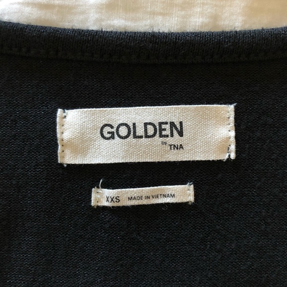 ♡ Aritzia TNA Black Longsleeve Top - Picture 3 of 3